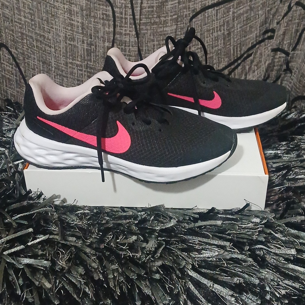 Nike Black Sneakers with Bright Pink Swoosh (Running Sneakers)